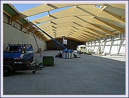Eindeckung der Halle mit einem Isodach